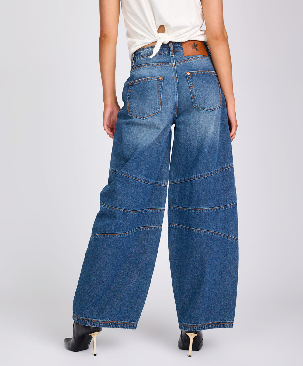 ワンティースプーン　BARREL MID WAIST DENIM JEAN Cruisers Mid Waist Bootcut Flare Denim Jeans - Colorado Blue