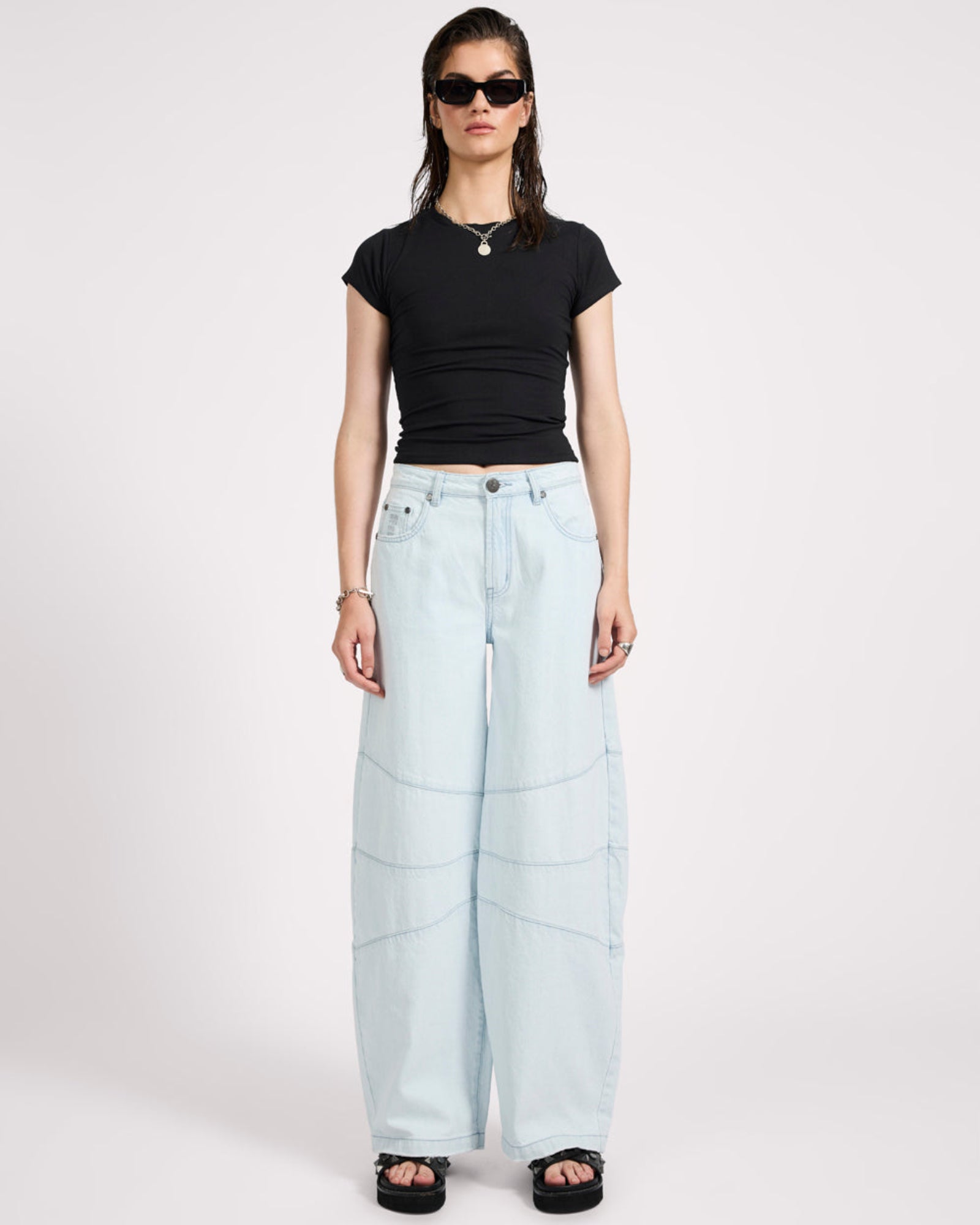 Barrel Mid Waist Wide Leg Denim Jeans - Xanthe Light Blue | One
