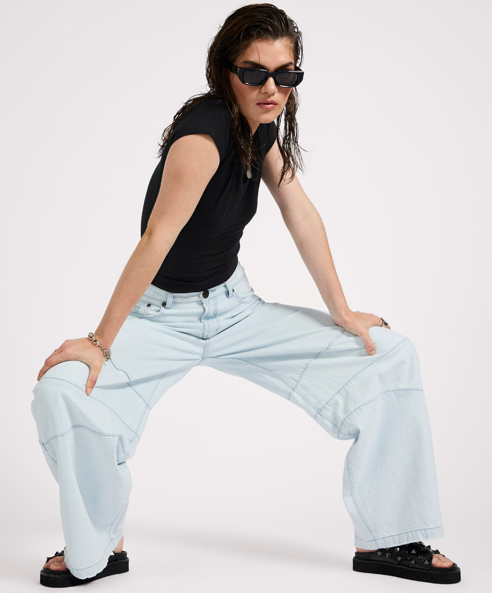 Barrel Mid Waist Wide Leg Denim Jeans - Xanthe Light Blue