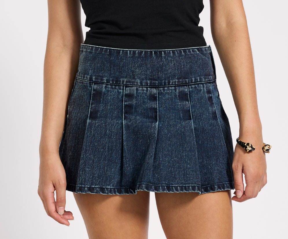Pleated Low Waist Micro Mini Denim Skirt - Indigo Blue