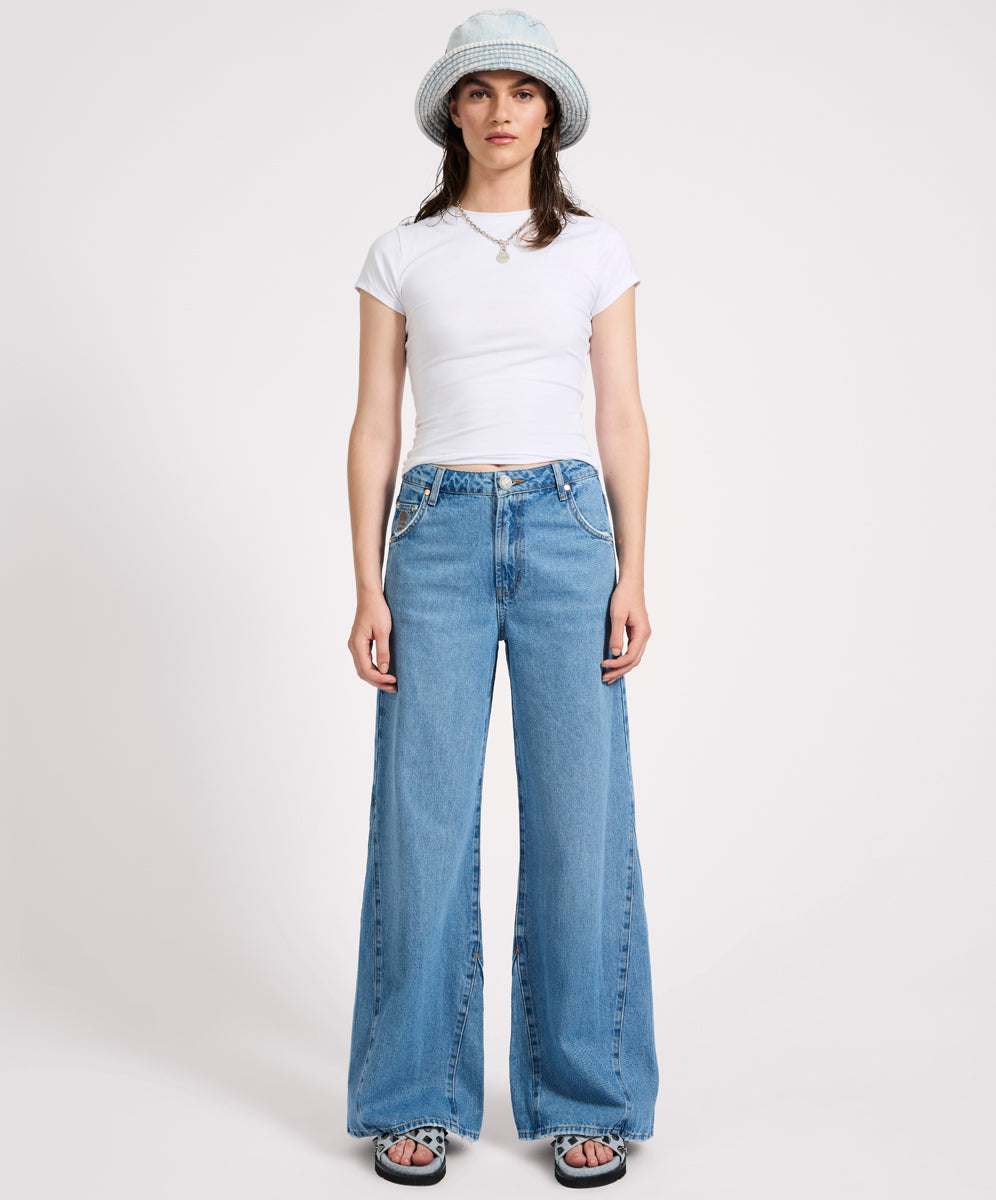 Women's Denim Jeans Cruisers Mid Waist Bootcut Flare Denim Jeans - New Blue