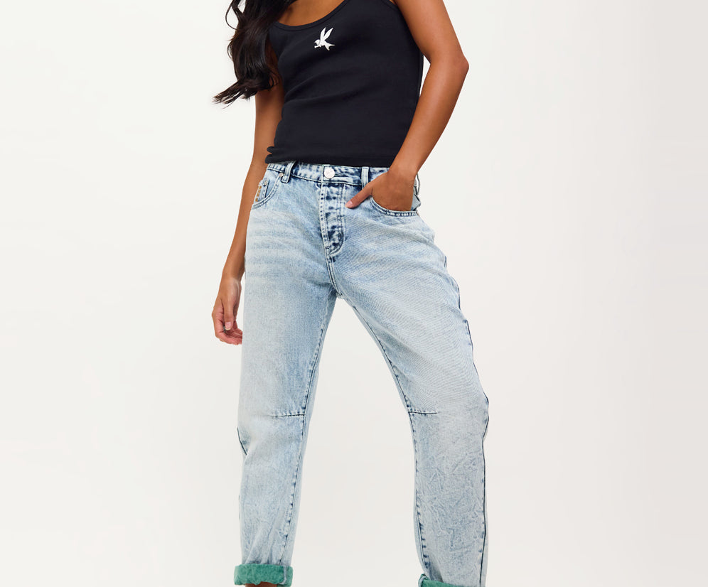 Saints Low Waist Boyfriend Denim Jeans - Blue Fields