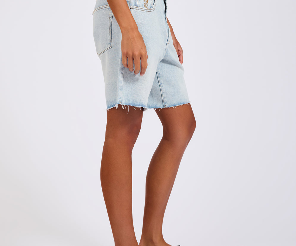 Jacksons Mid Waist Wide Leg Denim Shorts - Blue Latte