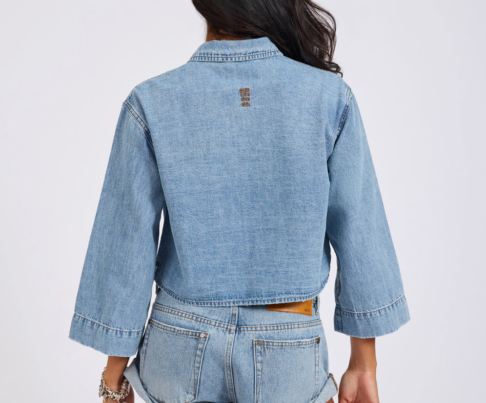 Gracie Cropped Denim Shirt - Misty Blue