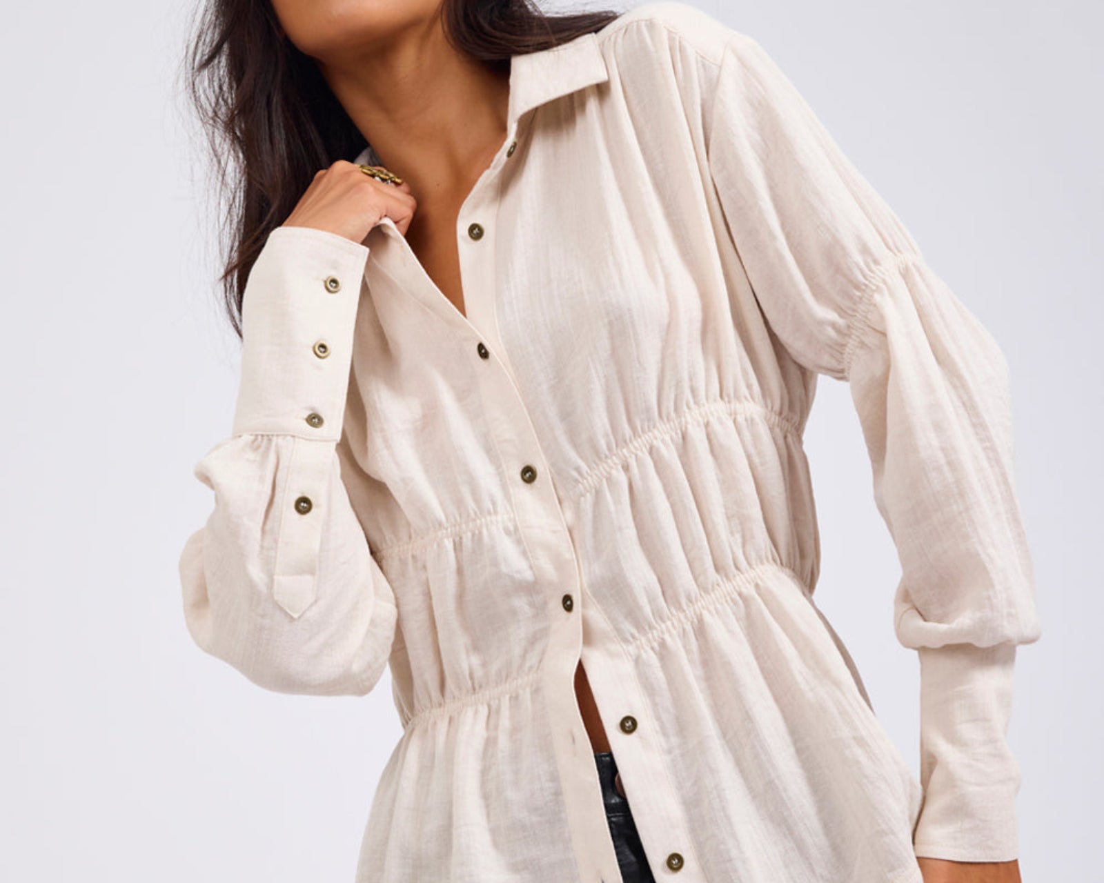 Harper Ruched Longsleeve Shirt - Cream