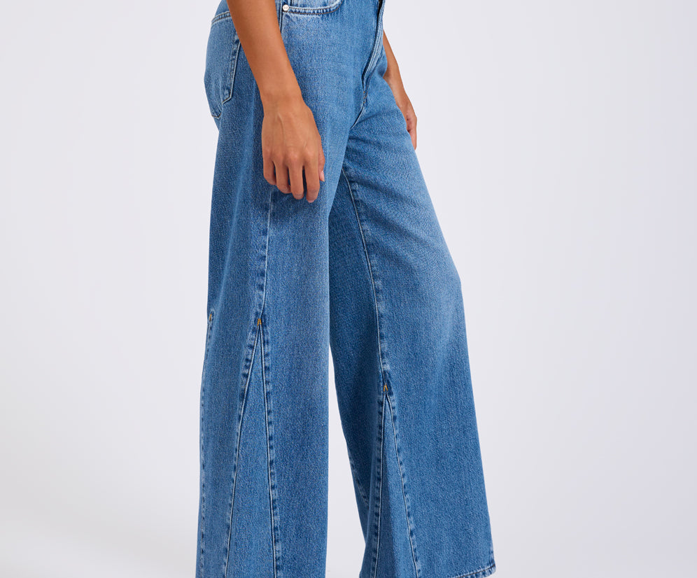 Cruisers Mid Waist Bootcut Flare Denim Jeans - Bright Blue
