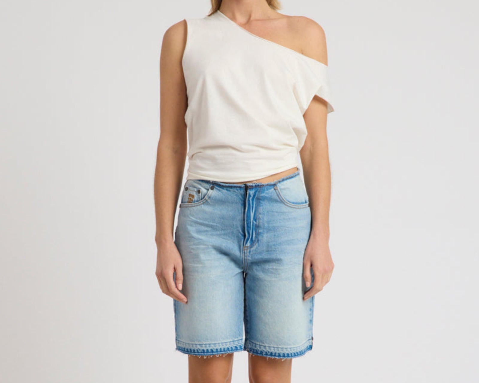 Rambler Mid Waist Wide Leg Boyfriend Denim Shorts - Endless Summer Blue