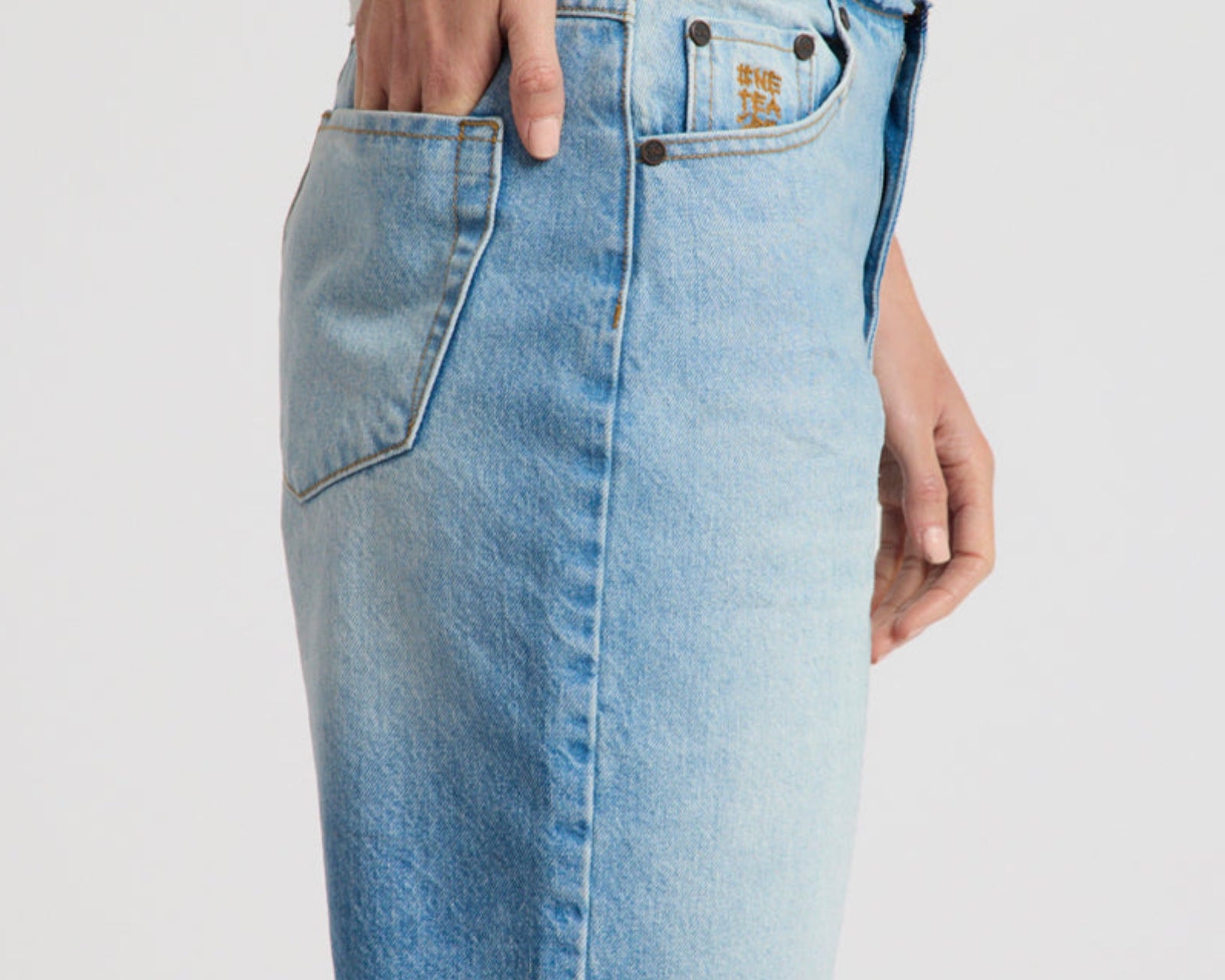 Rambler Mid Waist Wide Leg Boyfriend Denim Shorts - Endless Summer Blue
