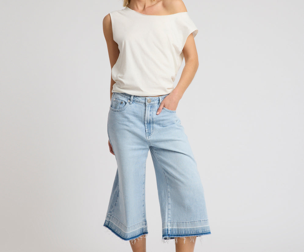 720'S Mid Waist Long Length Boyfriend Denim Jorts - Blue Latte