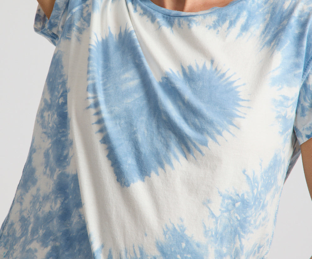 Heart Tie Dye Classic Tee - Faded Blue