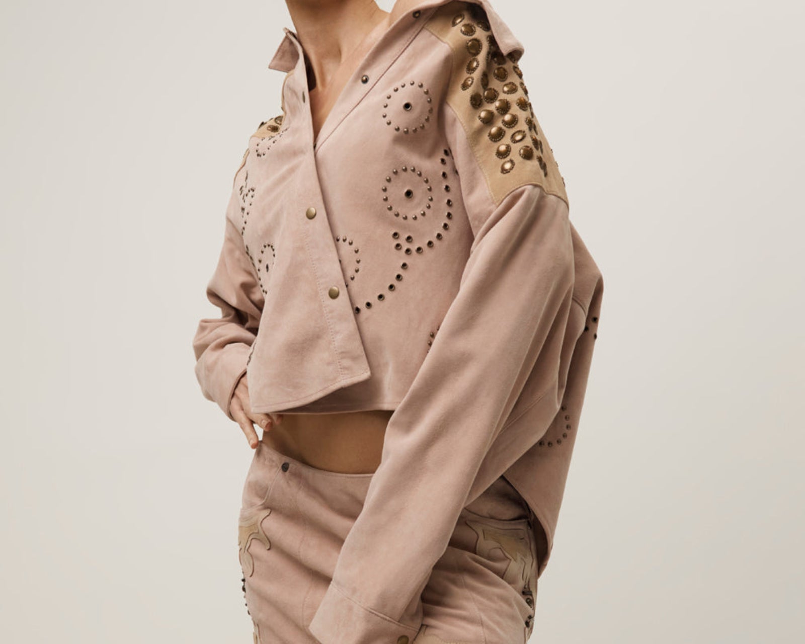 Rodeo Renegade Studded Applique Low Waist Mini Suede Skirt - Dusty Pink