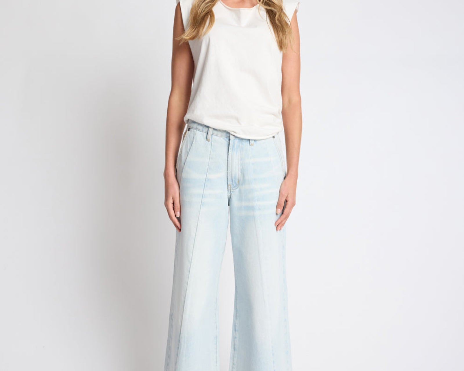 Hayden Mid Waist Wide Leg Cropped Denim Jeans - Bel Air Blue