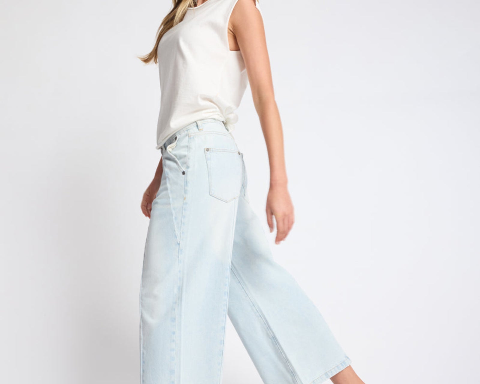 Hayden Mid Waist Wide Leg Cropped Denim Jeans - Bel Air Blue