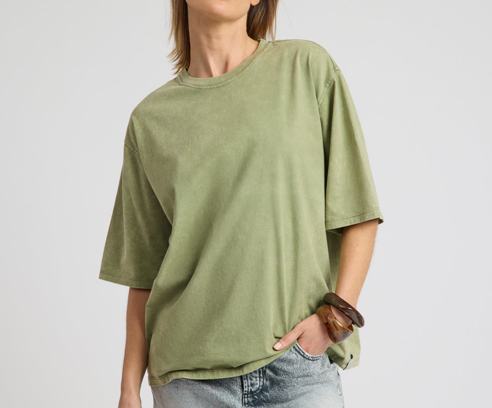 Kobe Basketball Tee - Khaki