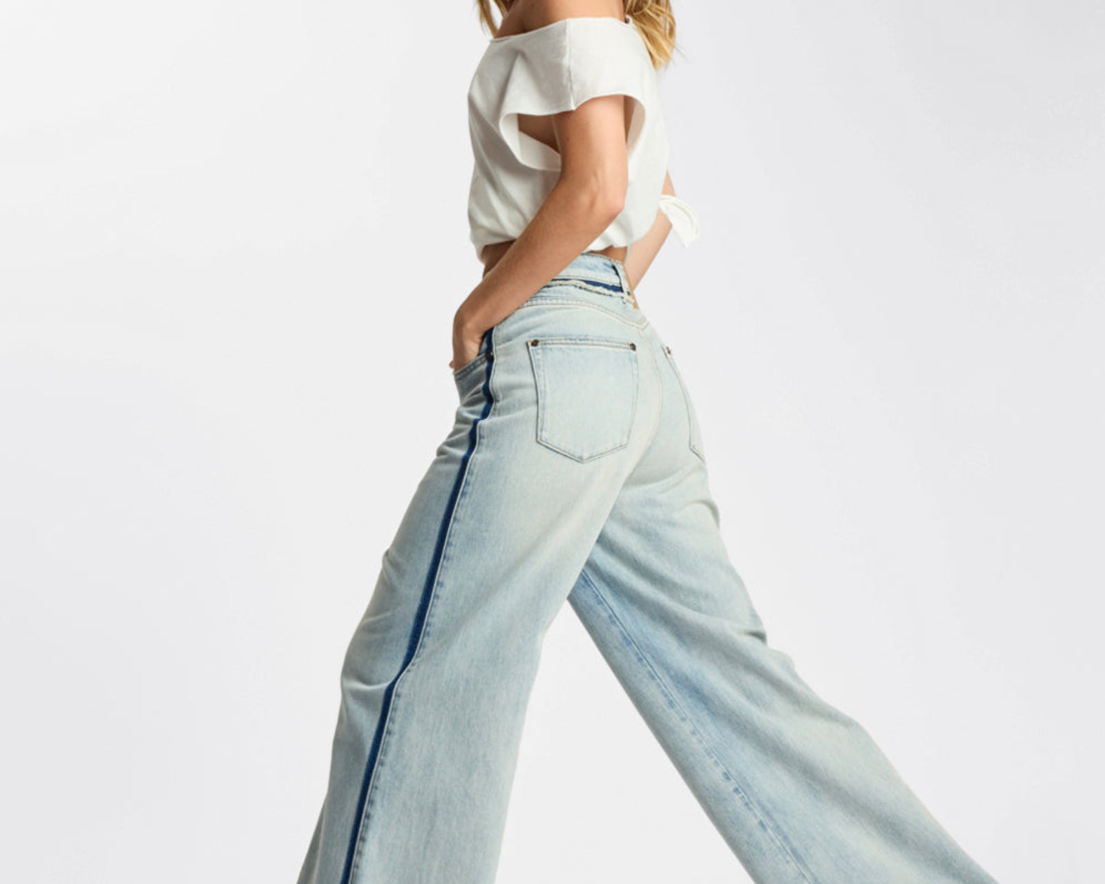 Love Machines Mid Waist Super Wide Leg Denim Jeans - Split Party Contrast Blue