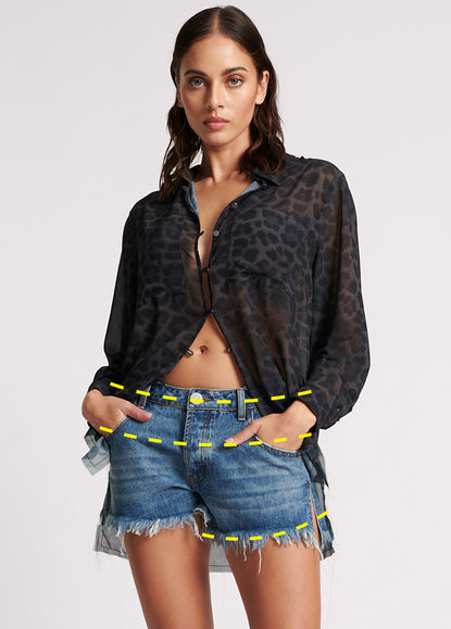 WHITE BEAUTY STUDDED MARLONS LOW WAIST BOYFRIEND SHORTS